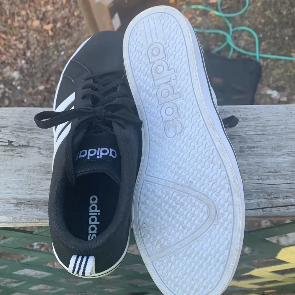 Adidas VS Pace 2.0 Sneakers Sz 8.5 Black/White